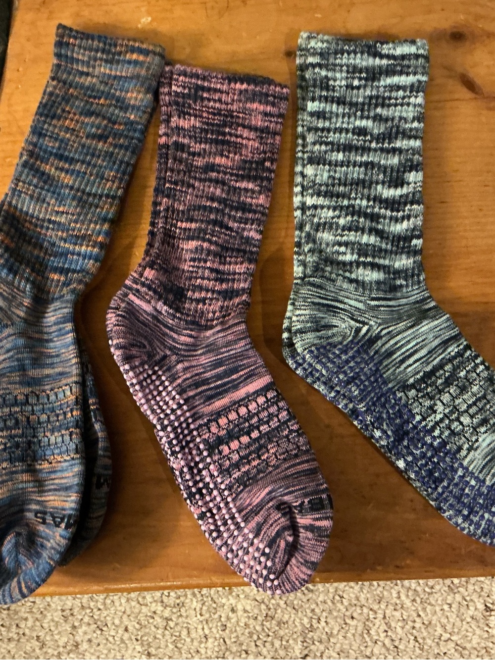 Bombas Marled Gripper Crew Socks size medium Never worn.